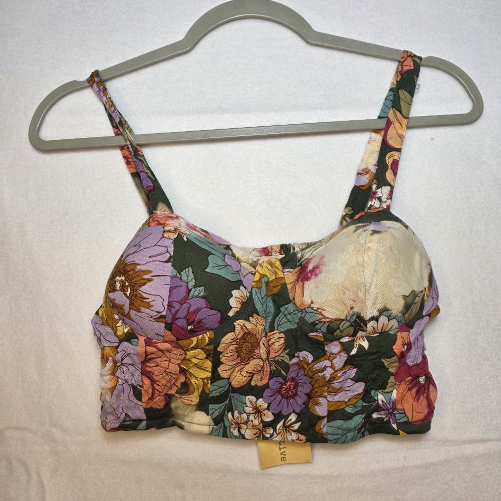 B-O-G‎ COLLECTIVE Floral Smocked Crop Top Size Womens XS